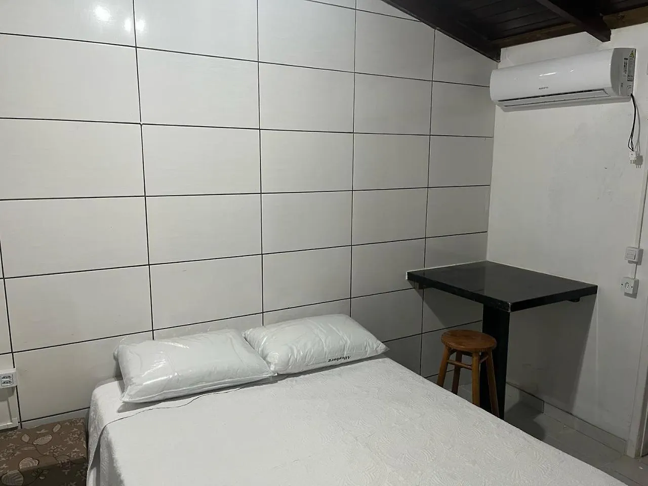 Brisa Da Ilha - Estudios Ao Lado Do Aeroporto Florianópolis Lägenhetshotell